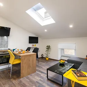 Appartamento Hana - Attic In Center, Pola